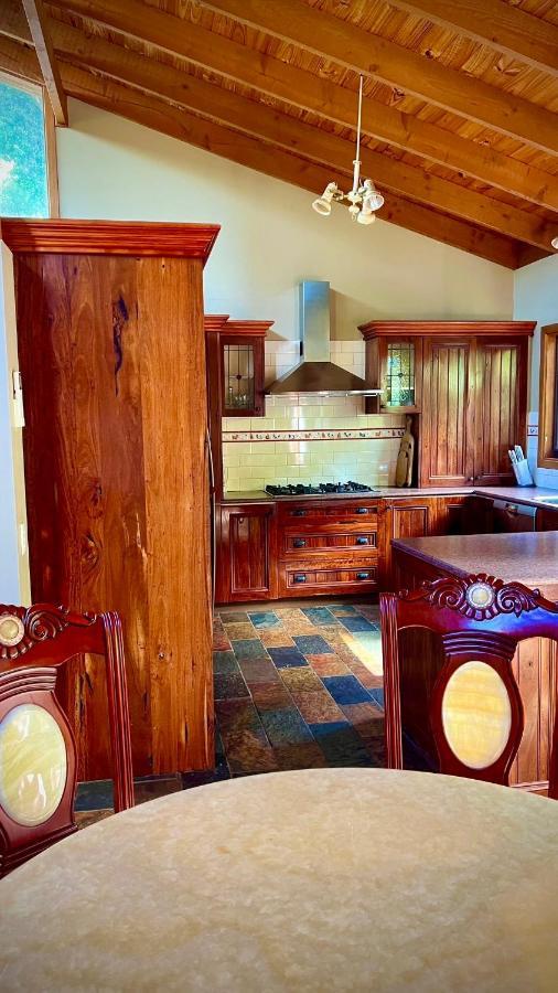 Melbourne Topview Villa In Dandenong Ranges Near Skyhigh 칼로라마 외부 사진